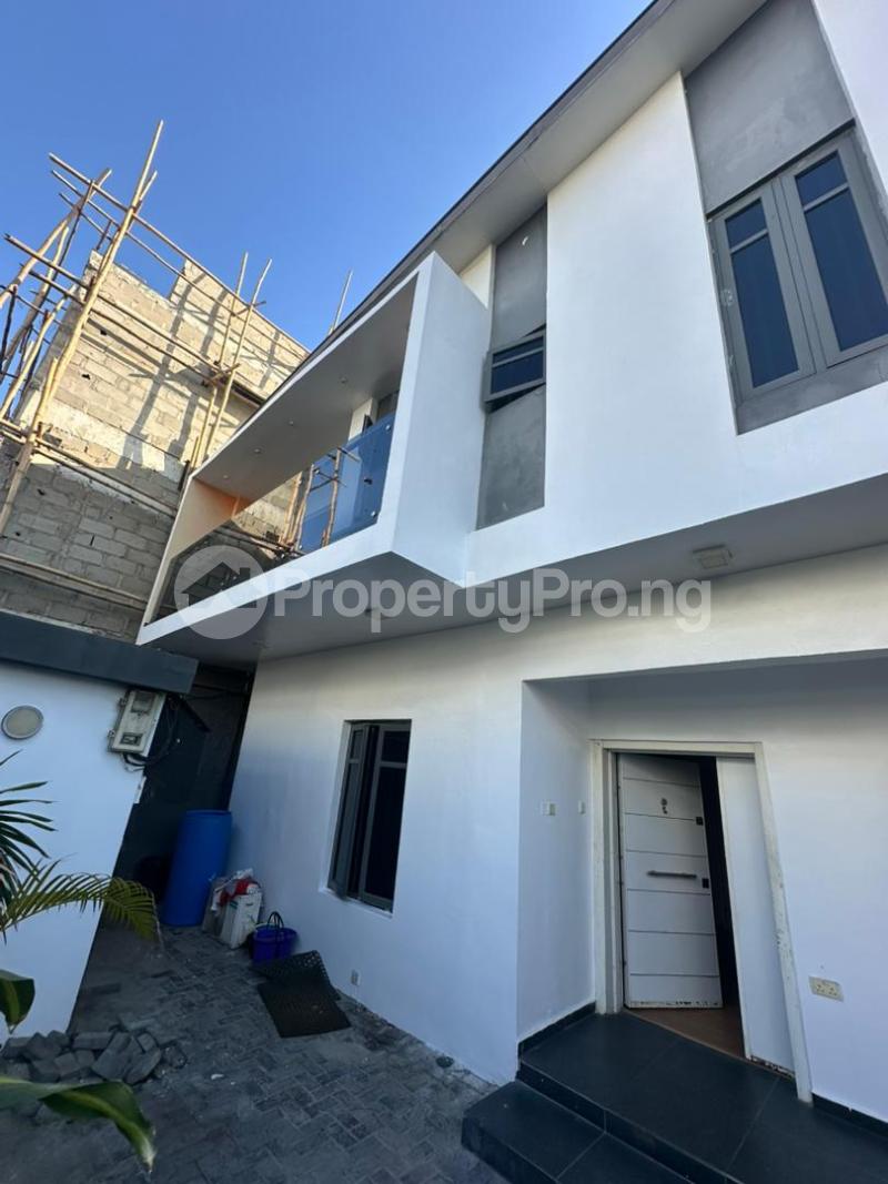 3 bedroom House for rent Osapa Estate Osapa london Lekki Lagos