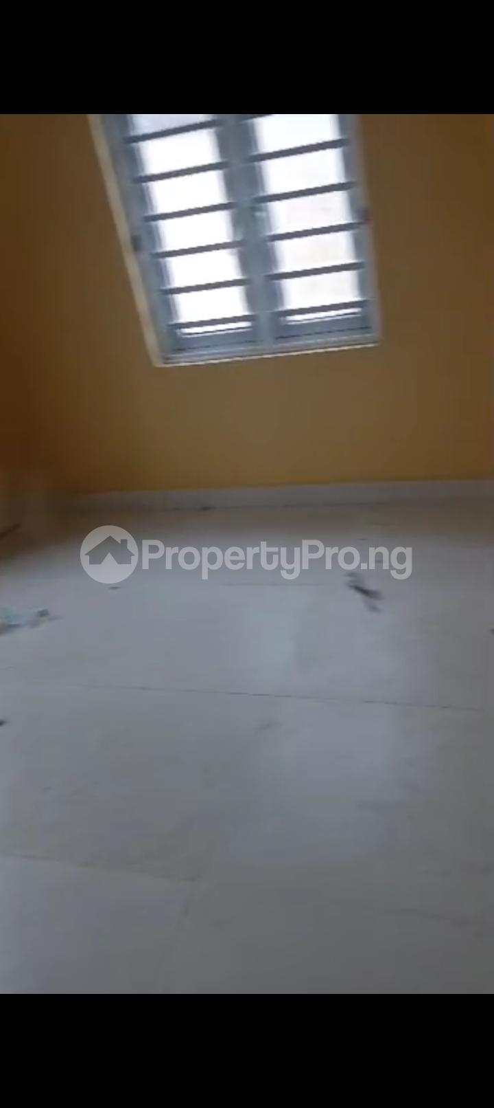 3 bedroom House for rent Monastery road Sangotedo Lagos