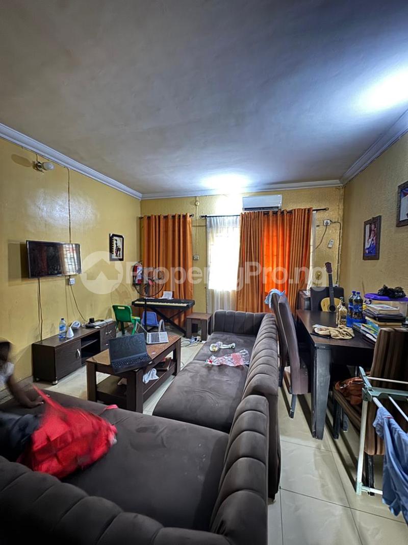 3 bedroom Flat / Apartment for sale Alaka/Iponri Surulere Lagos