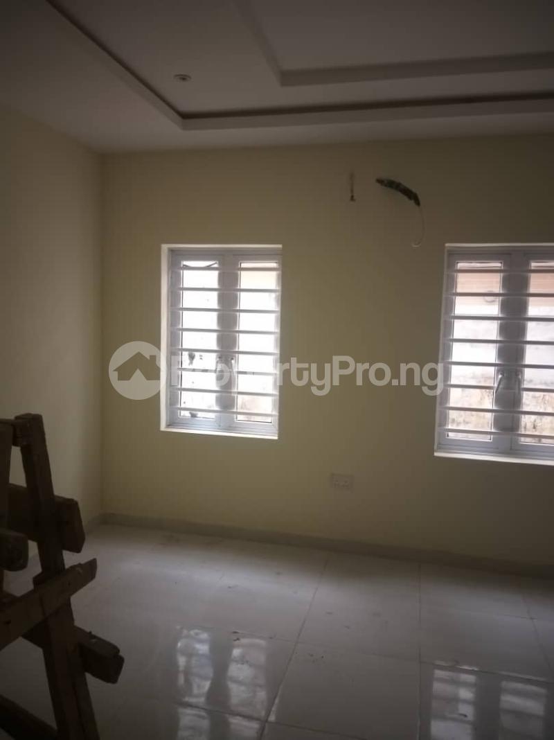 3 bedroom Flat / Apartment for rent chevron Lekki Lagos