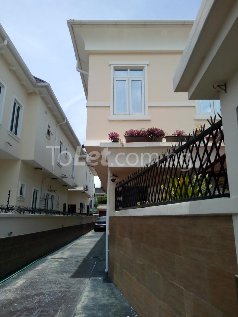 3 bedroom Flat / Apartment for rent Eletu Street Osapa London Shoprite Road Osapa london Lekki Lagos