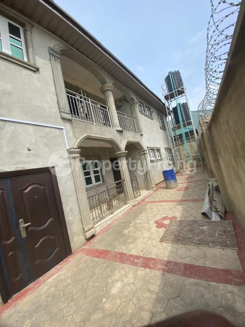 3 bedroom Flat / Apartment for rent Adjacent Mardie Graz Lounge Off Akala Express Akala Express Ibadan Oyo