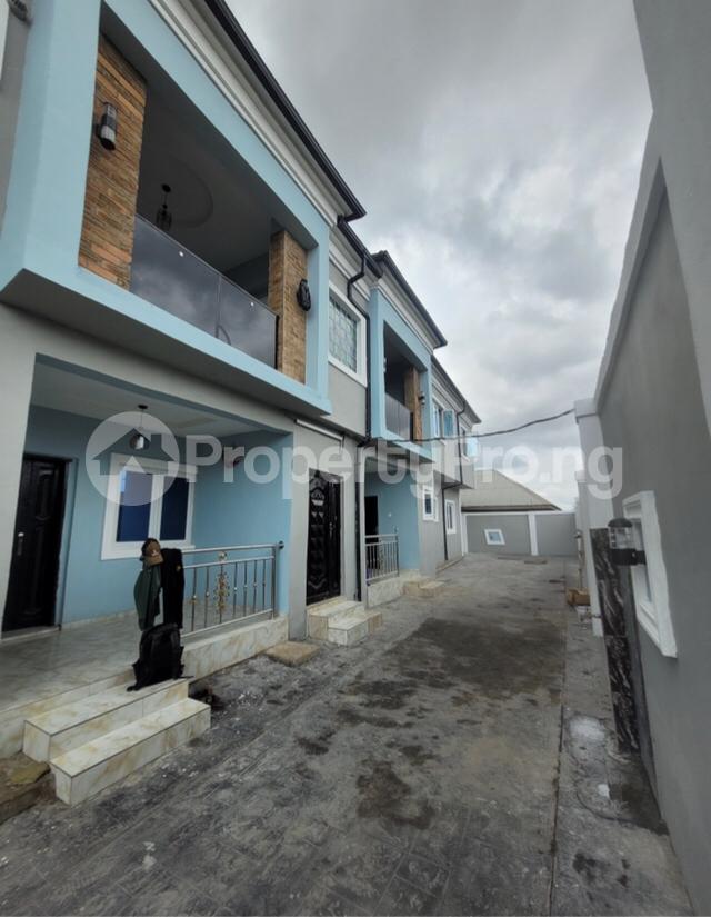 3 bedroom Flat / Apartment for rent Alalade Estate After Liberty Academy Ibadan Oyo - 9