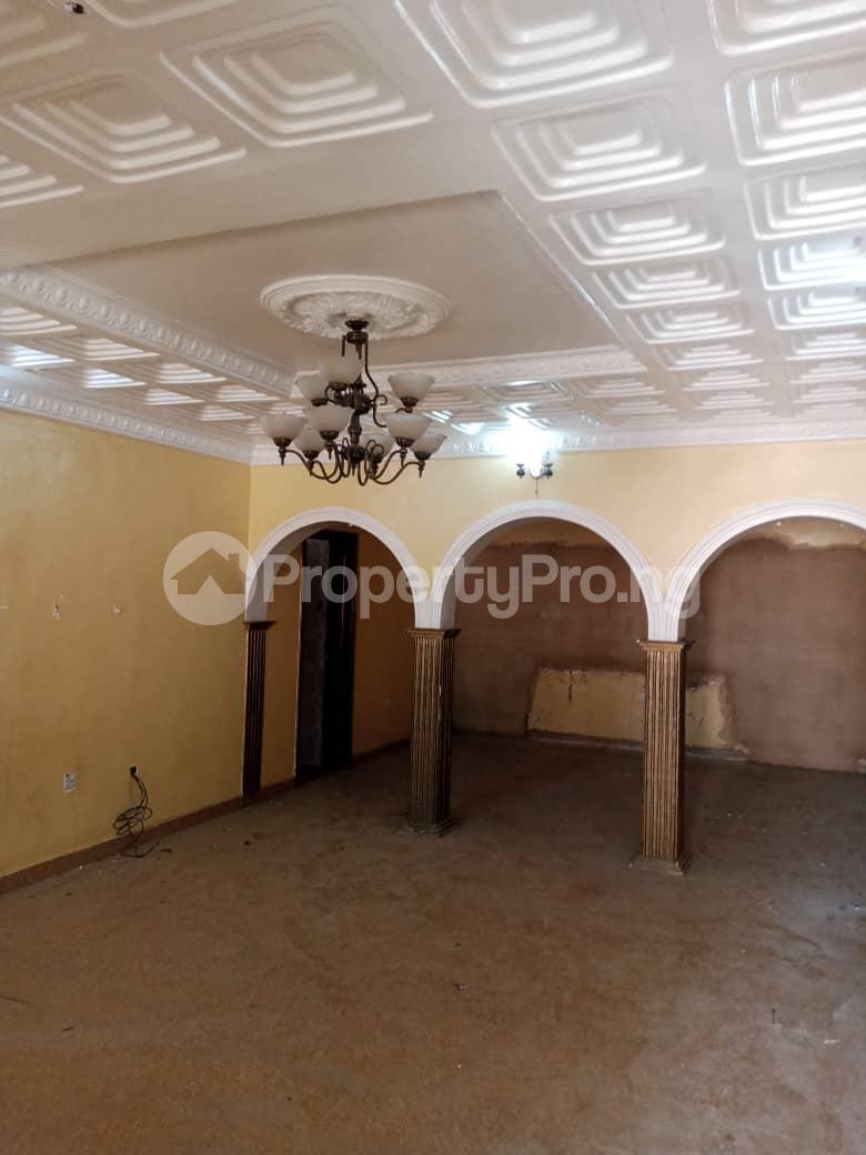 3 bedroom Flat / Apartment for rent Commodore Elebu Oluyole Extension Akala Express Ibadan Oyo