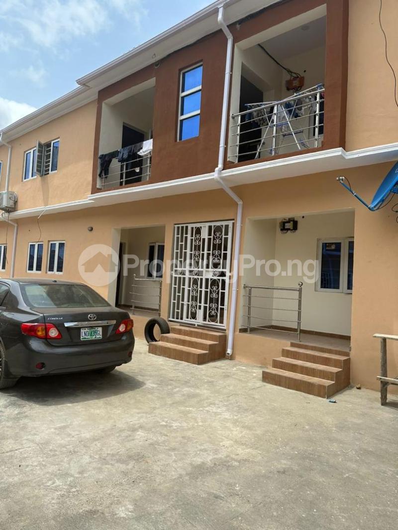 3 bedroom Flat / Apartment for rent Dolab School, Off Akala Express Ibadan Oyo