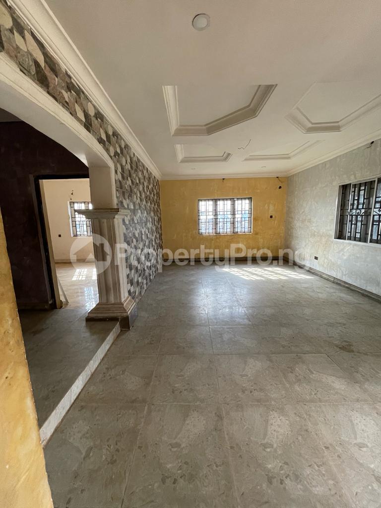 3 bedroom Flat / Apartment for rent Idi Agbon Soka Soka Ibadan Oyo