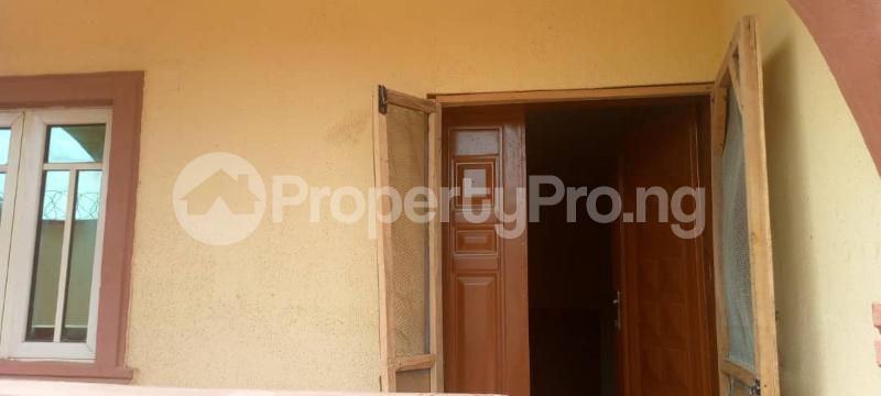 3 bedroom Flat / Apartment for rent Akingbade Old Ife Road,gbagi Iwo Rd Ibadan Oyo