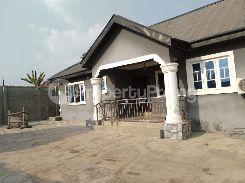 3 bedroom Flat / Apartment for rent Ifeoluwa Estate Along Liberty Academy Akala Express Ibadan Oyo