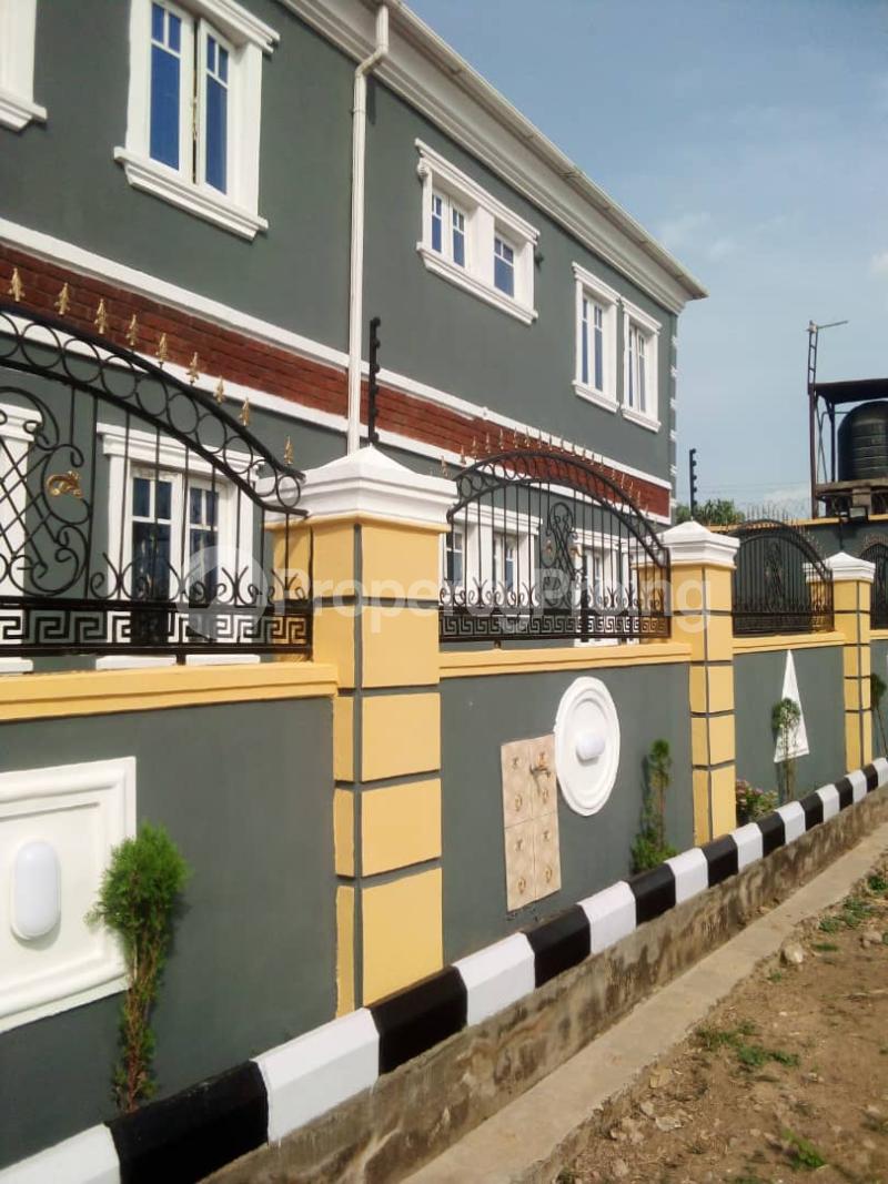 3 bedroom Flat / Apartment for rent Ilupeju Estate Akobo Akobo Ibadan Oyo