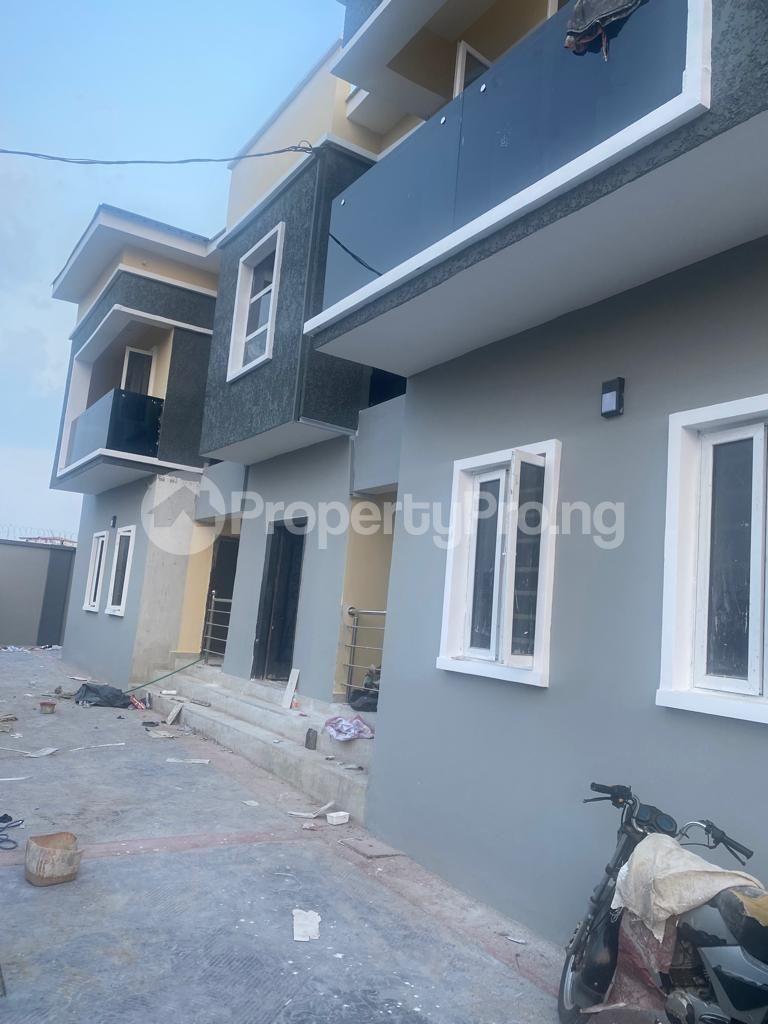 3 bedroom Flat / Apartment for rent Johnson Awe Oluyole Extension Ibadan Oyo - 5