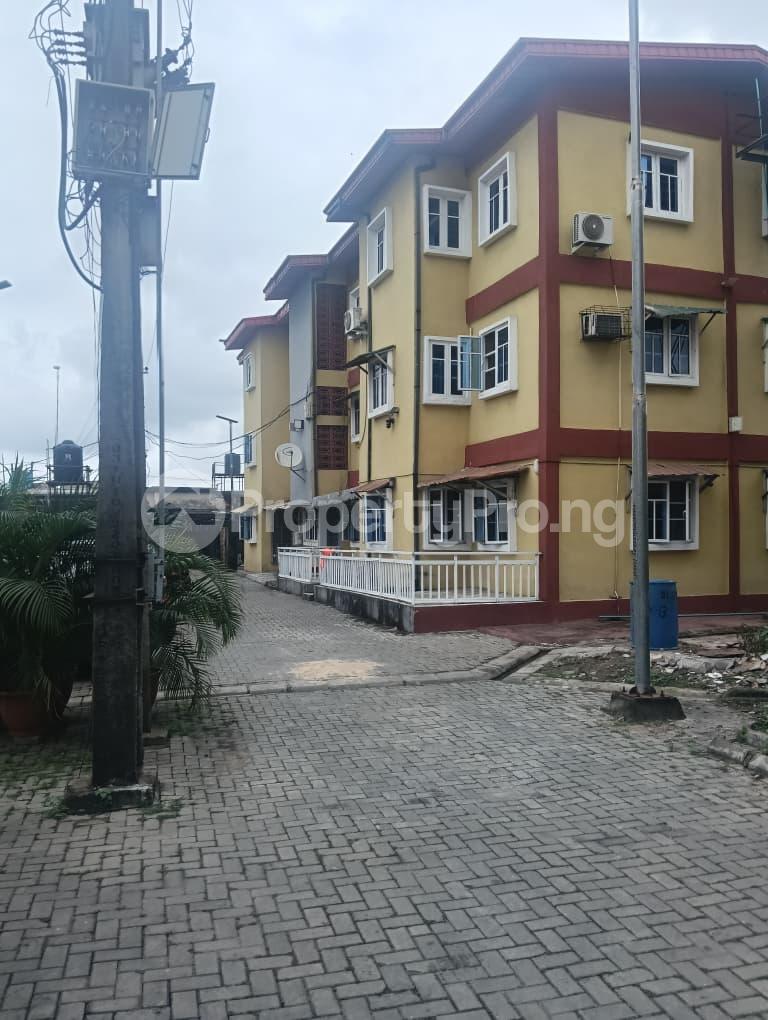 3 bedroom House for rent Lawanson Surulere Lagos