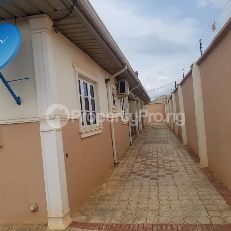 3 bedroom Flat / Apartment for rent Oloko Apata Ibadan Oyo