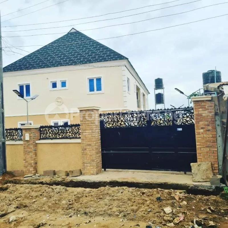 3 bedroom Flat / Apartment for rent Oluyole Estate Ibadan Oyo - 0