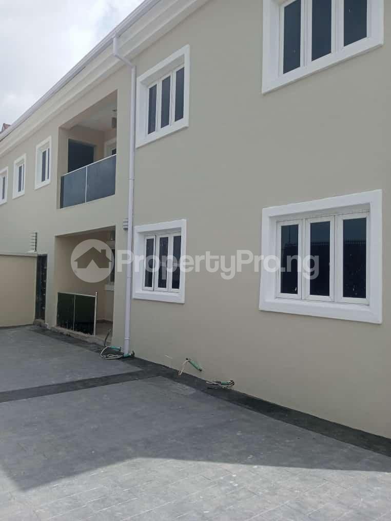 3 bedroom Flat / Apartment for rent At The Back Of Beeshop Off Akala Express Akala Express Ibadan Oyo