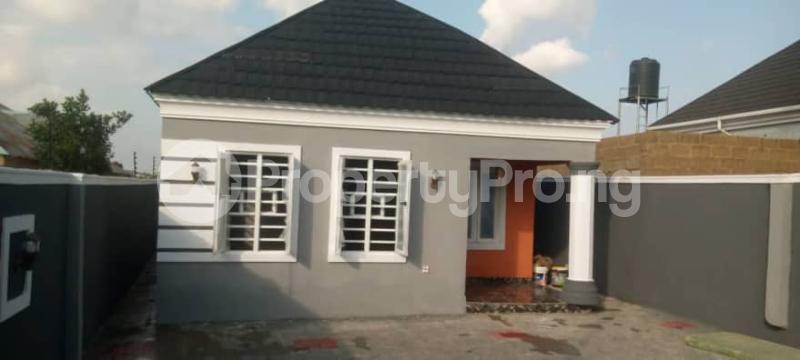 3 bedroom House for sale Yellow Gate, Monganna Elebu Akala Express Ibadan Oyo