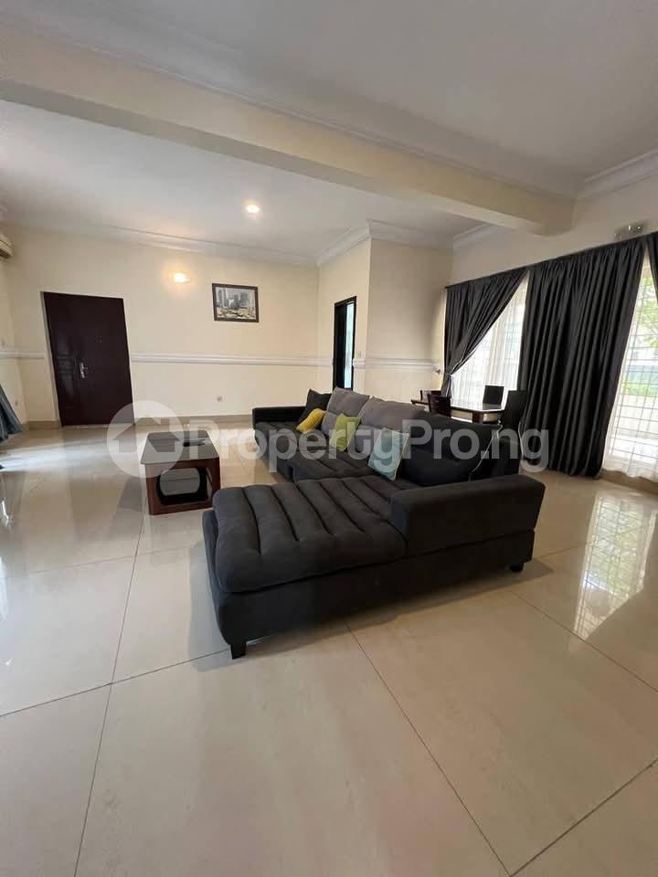 3 bedroom House for shortlet Dolphin Estate Ikoyi Lagos