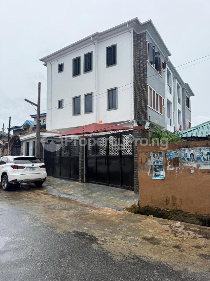 3 bedroom House for sale Surulere Lagos