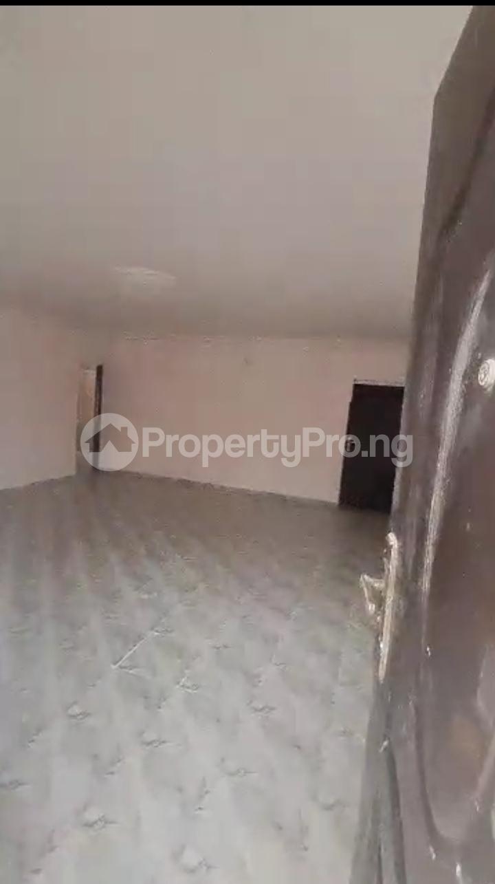 3 bedroom Flat / Apartment for rent  Shomolu Lagos - 0