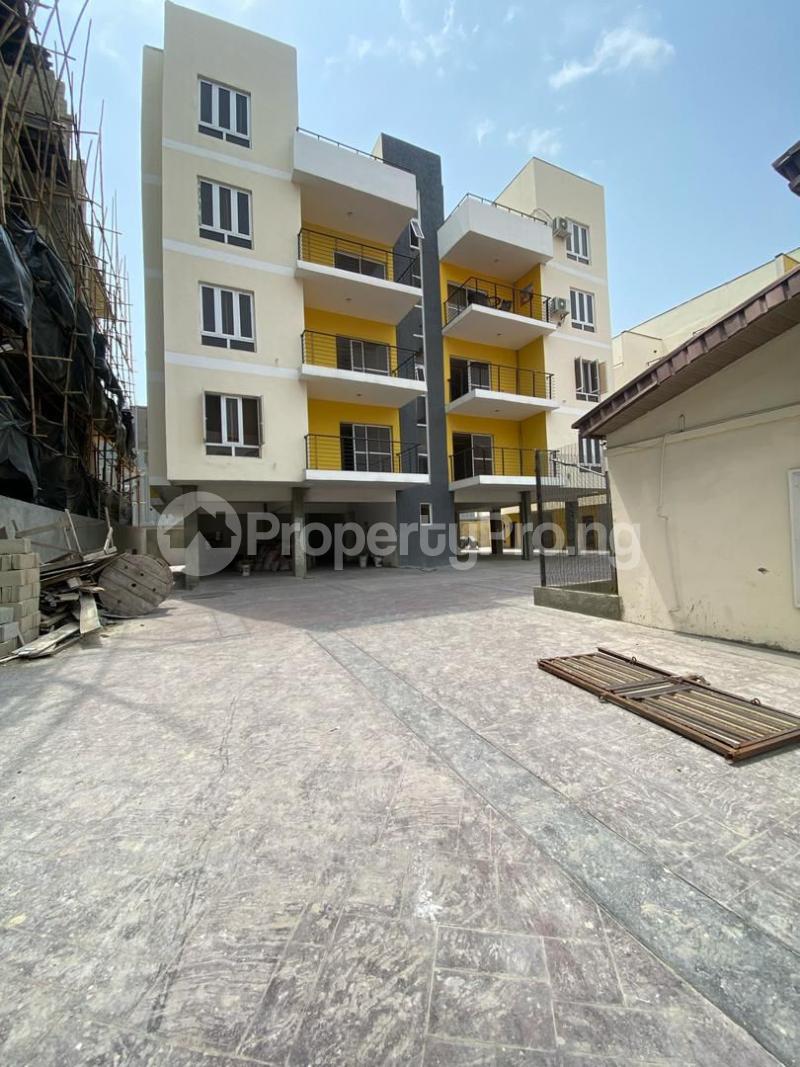 3 bedroom Flat / Apartment for rent Lekki Phase 1 Lekki Lagos