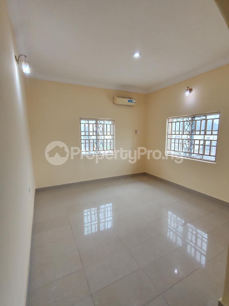 3 bedroom House for rent Tarred Road Mabushi District Mabushi Abuja