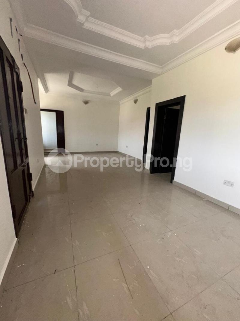 3 bedroom Flat / Apartment for rent Ologolo Lekki Lagos