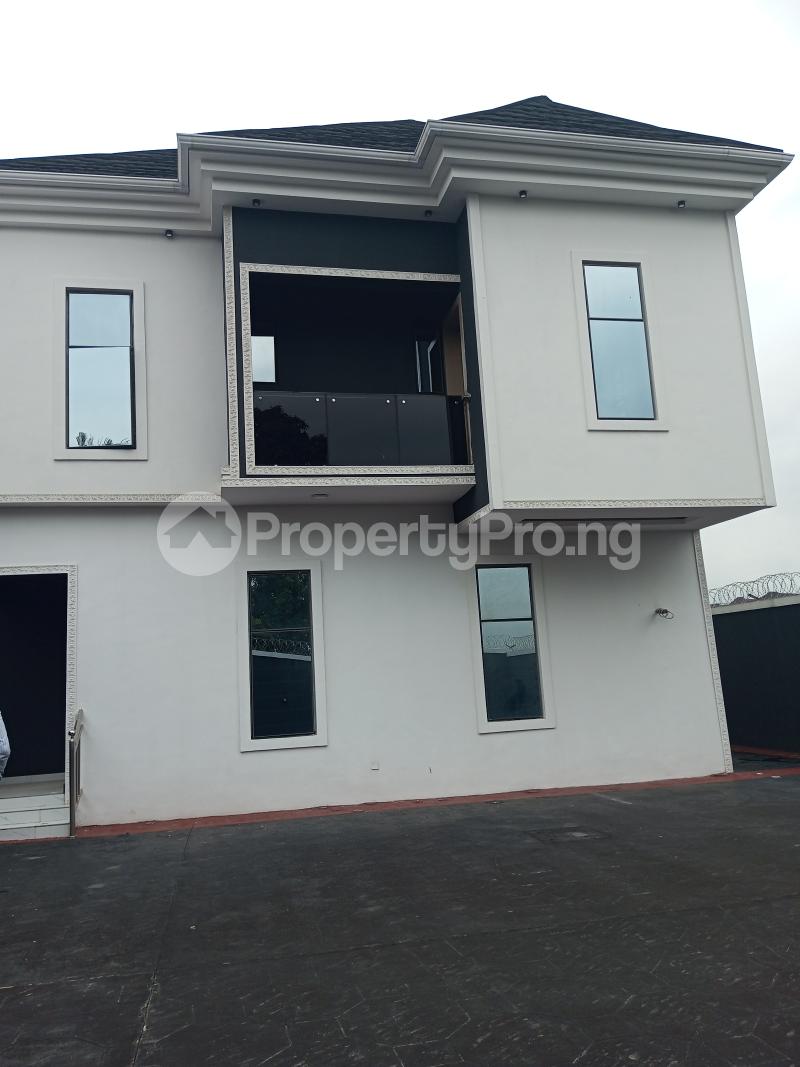 3 bedroom House for sale Estate Omole phase 1 Ojodu Lagos