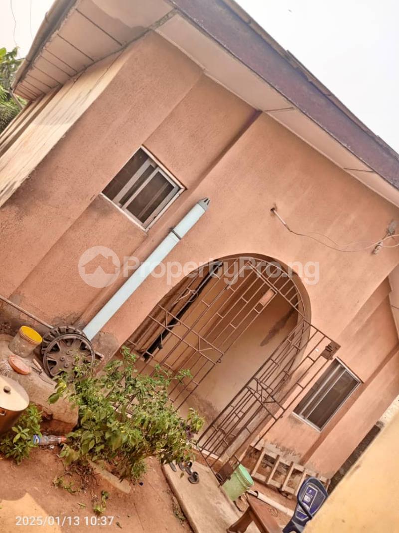 3 bedroom House for sale Igeshu Ayobo Ipaja Lagos