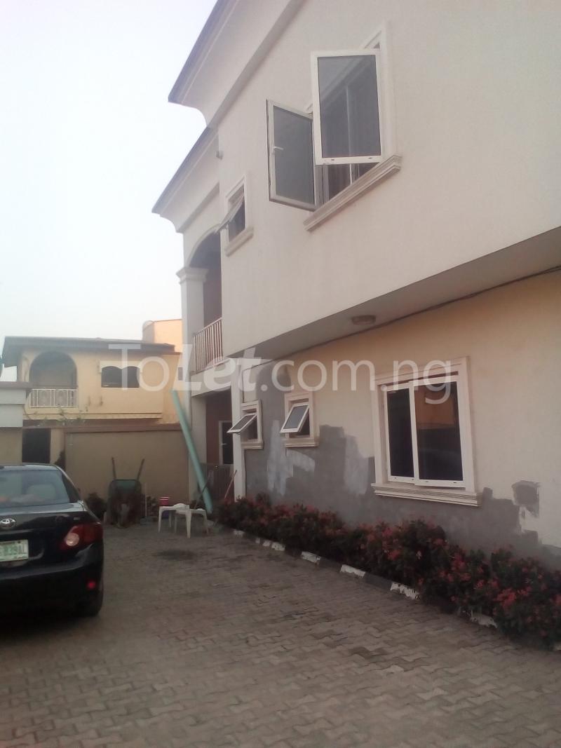 3 bedroom Flat / Apartment for rent   Medina Gbagada Lagos