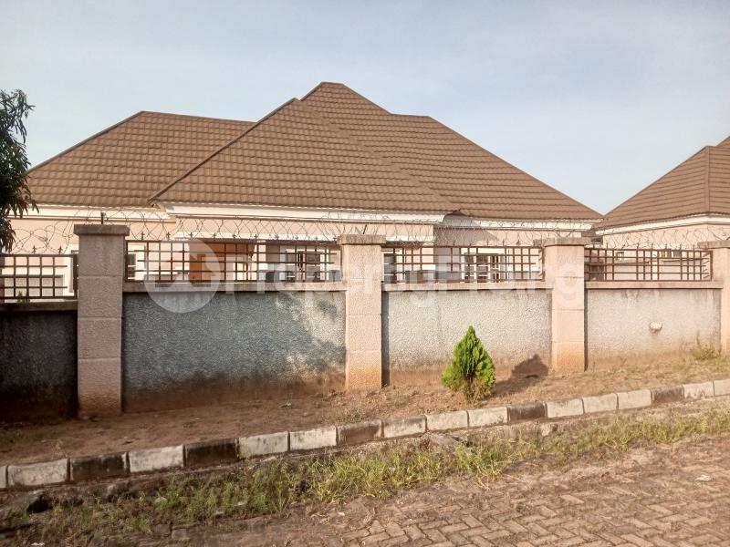 3 bedroom House for rent Near Cityview Estate Dakwo Abuja