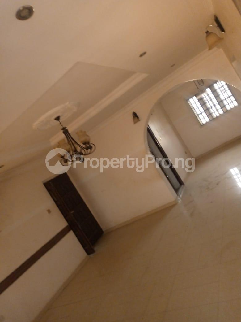 3 bedroom Flat / Apartment for rent New Garage Facing The Main Express Akala Express Ibadan Oyo - 5