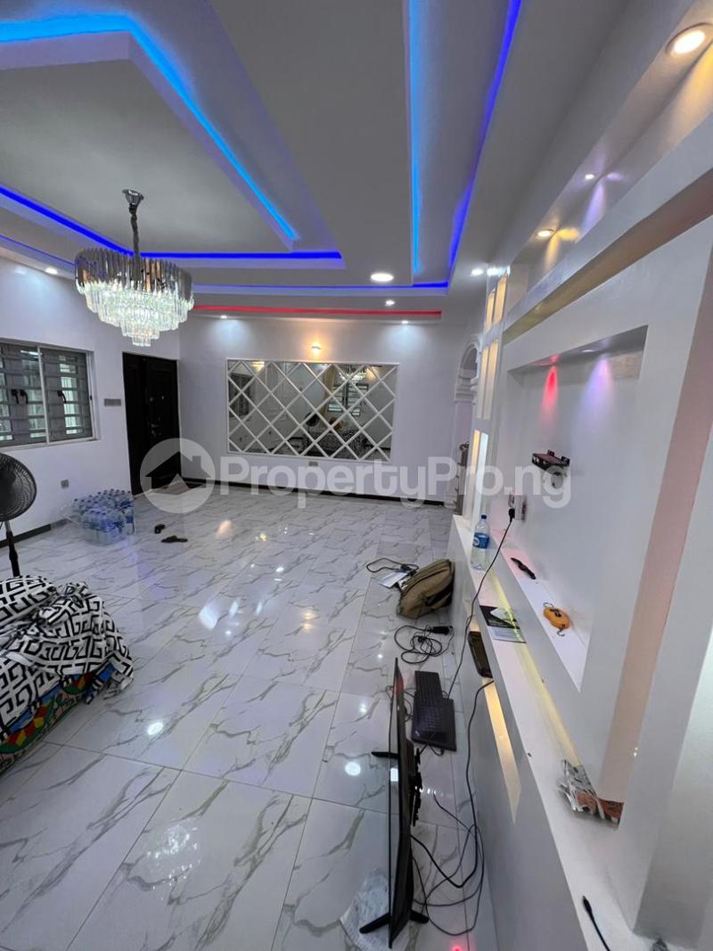 3 bedroom Flat / Apartment for rent Kasumu Estate, Tipper Garage Akala Express Ibadan Oyo - 0