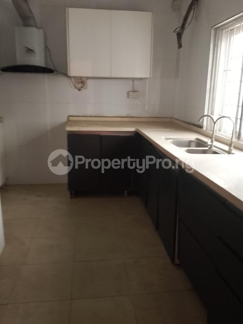3 bedroom House for rent Osapa Estate Osapa london Lekki Lagos