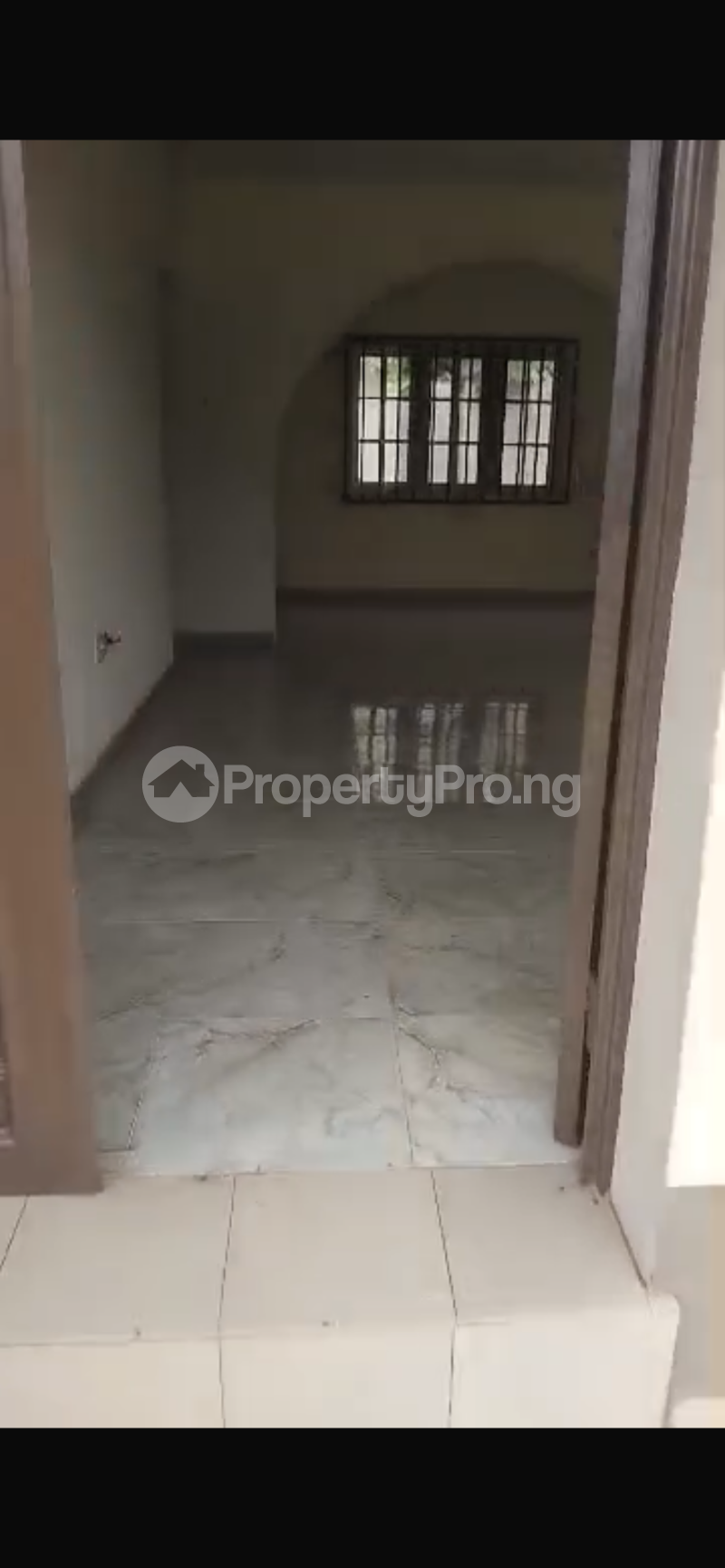 3 bedroom Flat / Apartment for rent Agric Ikorodu Lagos
