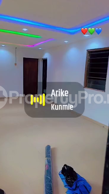 3 bedroom Flat / Apartment for sale Ipaja Ipaja Lagos