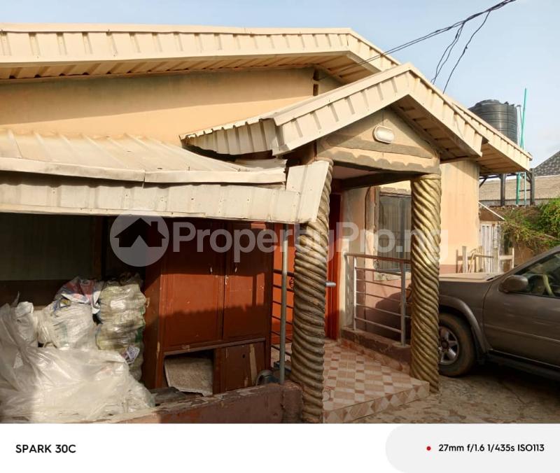 3 bedroom House for sale Ipaja road Ipaja Lagos - 3