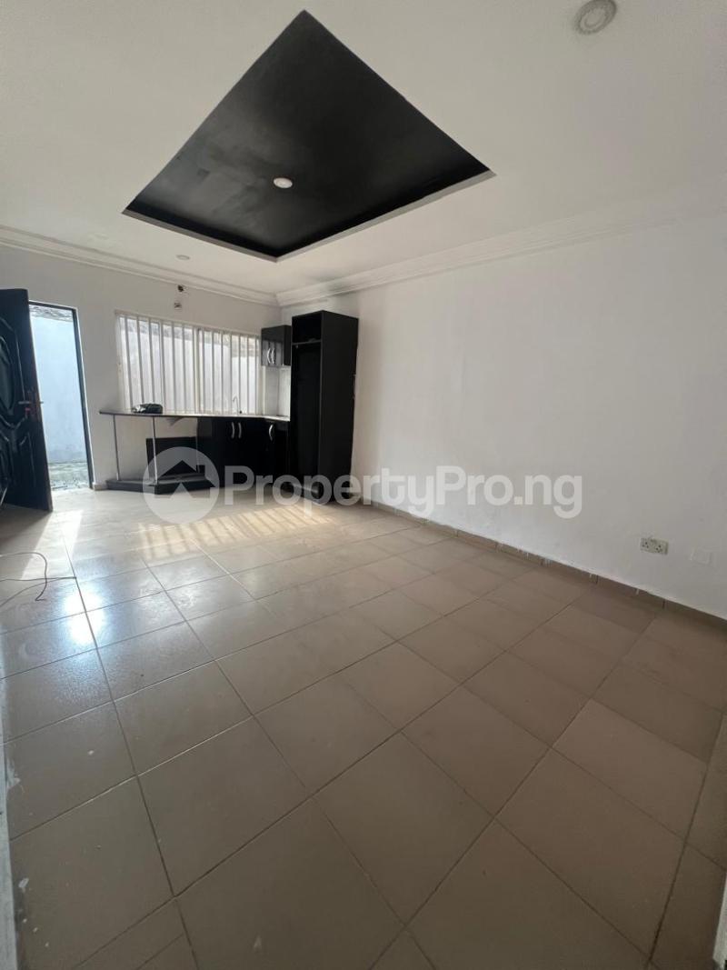 3 bedroom Flat / Apartment for rent Abraham adesanya estate Ajah Lagos