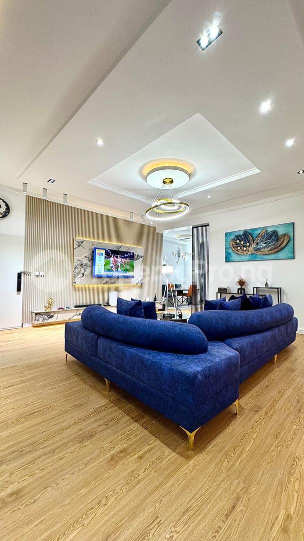 3 bedroom Flat / Apartment for shortlet Jahi Abuja