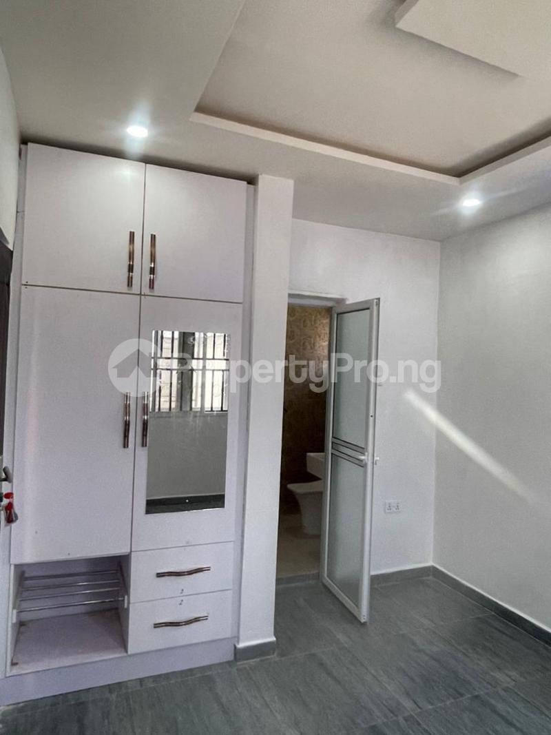 3 bedroom Flat / Apartment for rent Pillar Estate Oleyo Ashipa Road Akala Express Ibadan Oyo