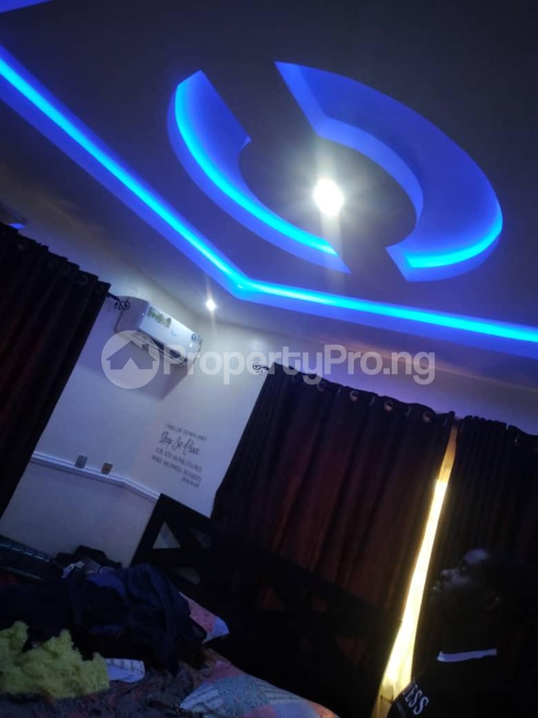 3 bedroom Flat / Apartment for rent Aba Ekerin, Ologuneru Eleyele Ibadan Oyo