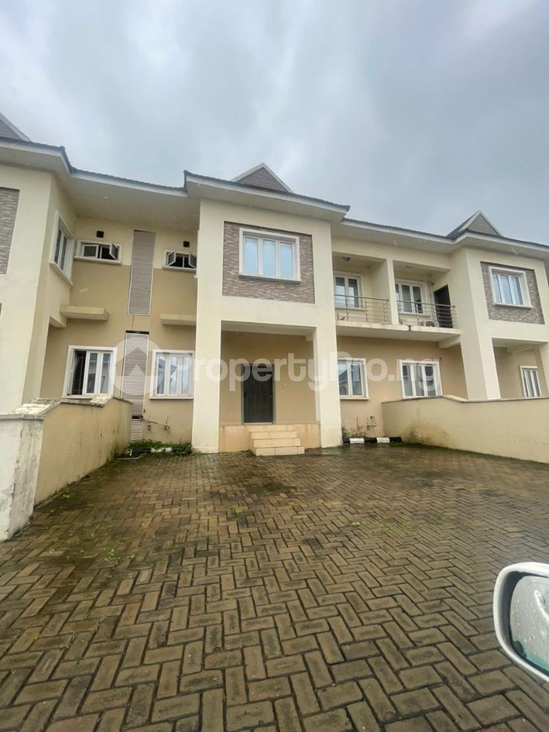 3 bedroom House for sale Olive Court, Agodi Gra Ibadan Oyo