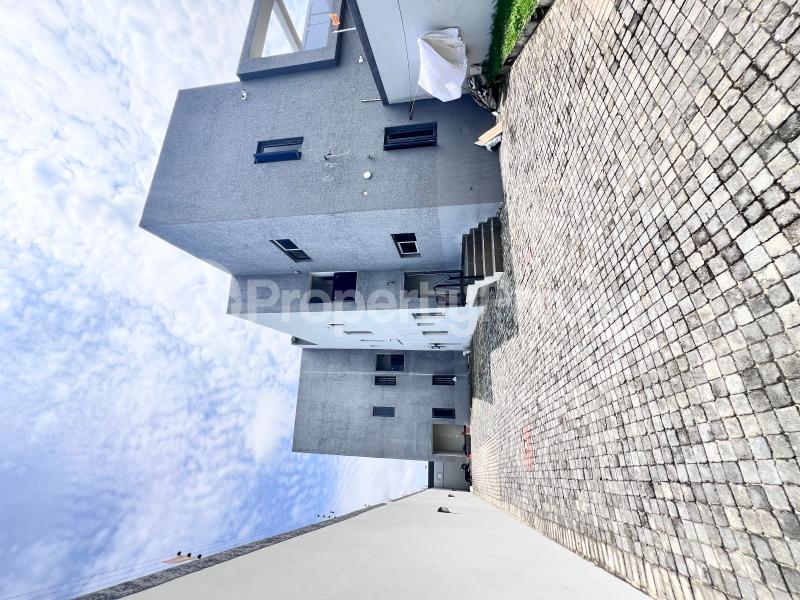 3 bedroom House for rent Abraham adesanya estate Ajah Lagos