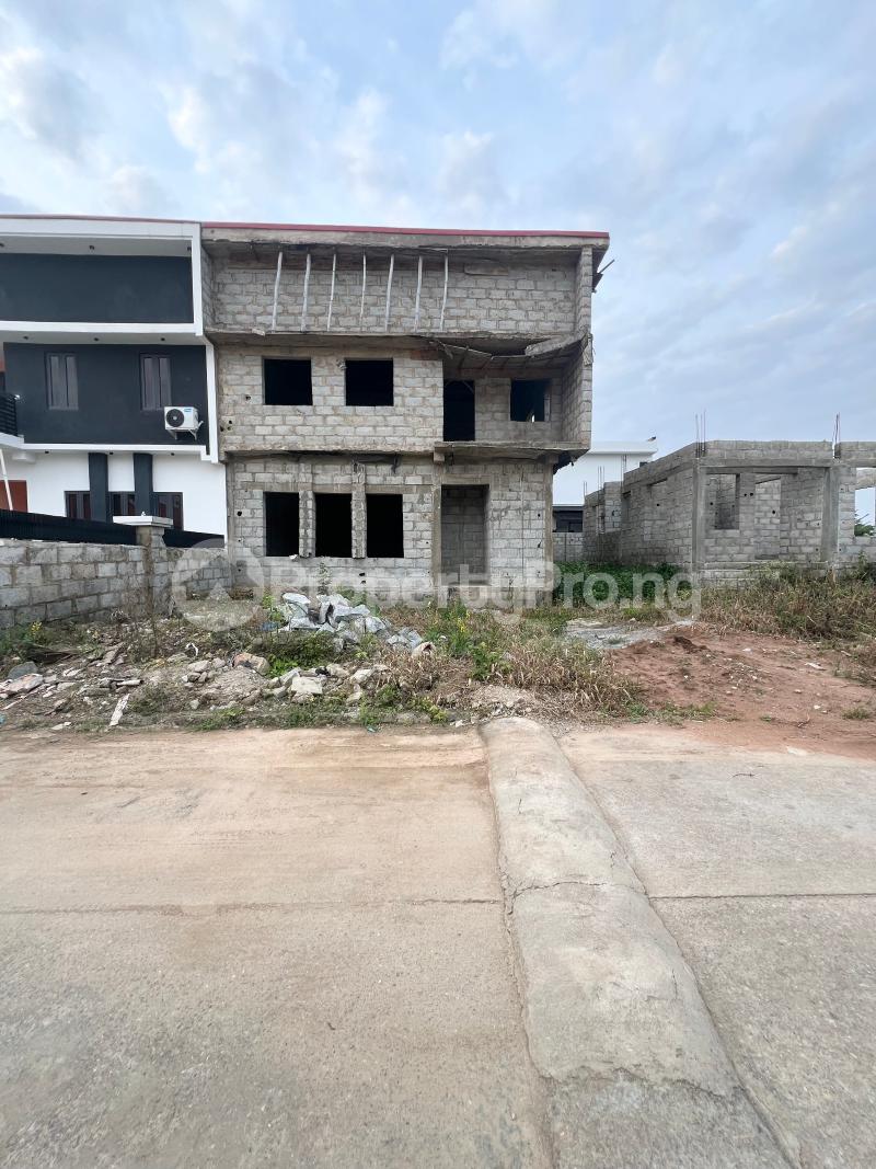 3 bedroom House for sale Fortroyal Home Estate Airport Road, Lugbe Abuja