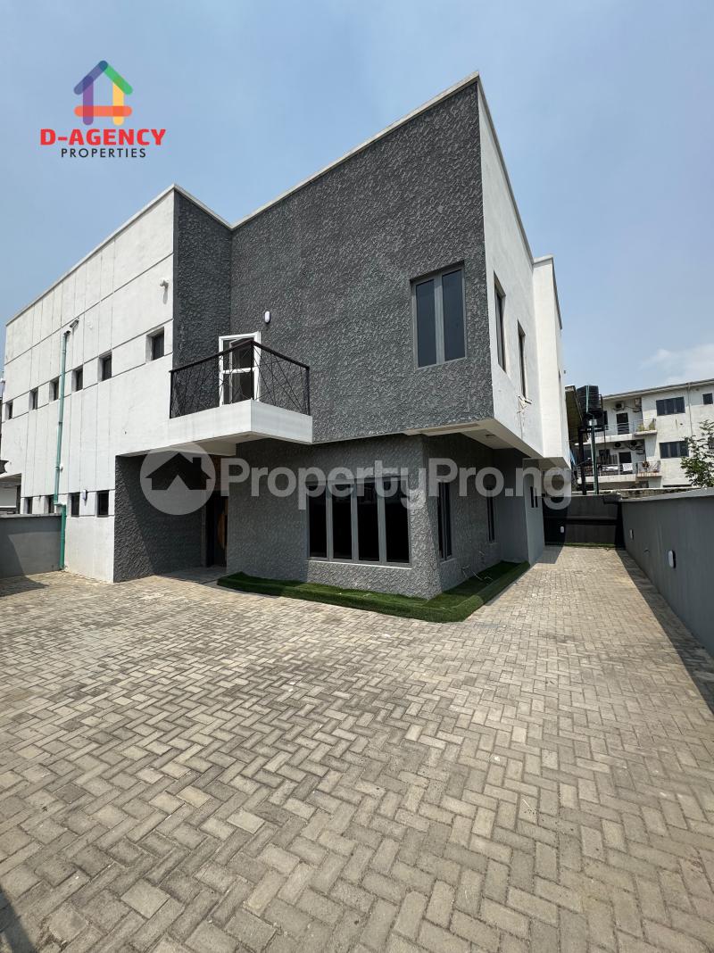 3 bedroom House for sale Ologolo Lekki Lagos
