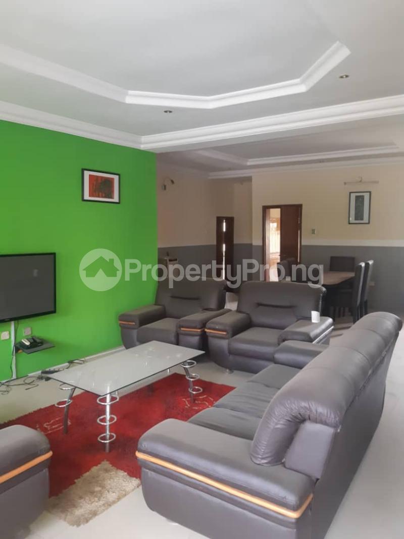 3 bedroom House for rent Derin Court Onireke Jericho Ibadan Oyo