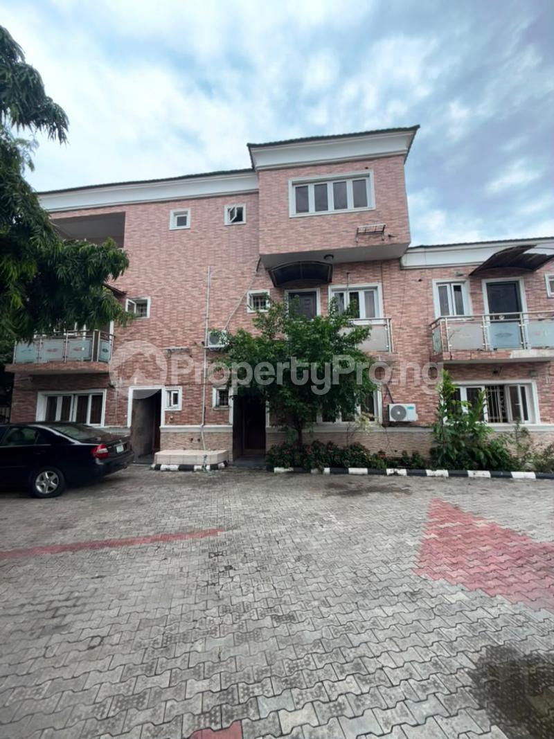 3 bedroom Flat / Apartment for rent Lekki Phase 1 Lekki Lagos