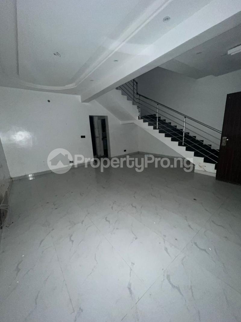 3 bedroom House for rent Ikate Lekki Lagos