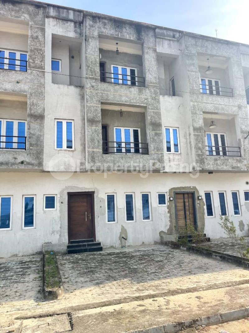3 bedroom House for rent  Monastery road Sangotedo Lagos