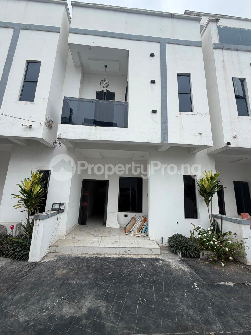 3 bedroom House for rent Ologolo Lekki Lagos
