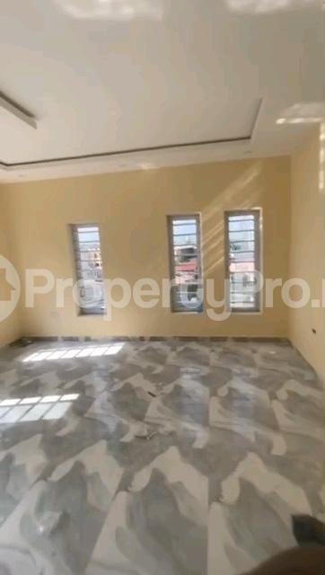 3 bedroom Flat / Apartment for rent Burger King, Off Herbert Macauley Way Alagomeji Yaba Lagos