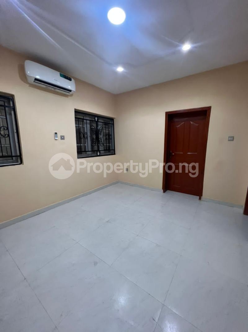 3 bedroom Flat / Apartment for rent Kolapo Ishola Gra Akobo Ibadan Oyo